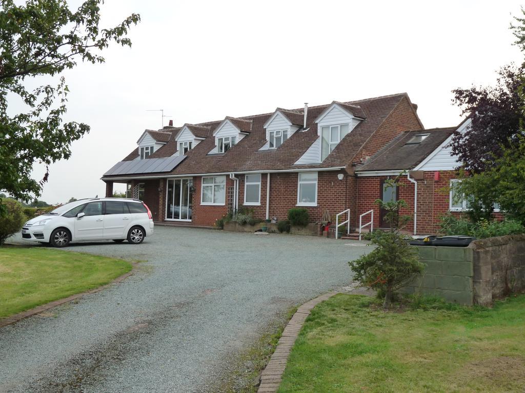 West Ridge Bed And Breakfast Telford Exterior photo